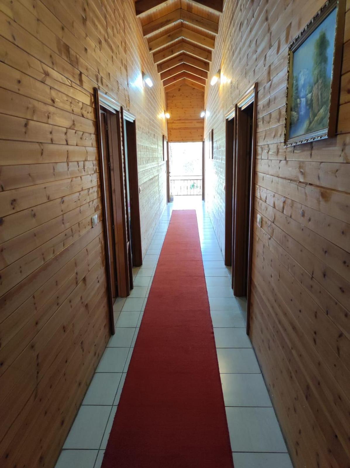 Hotel Toni Llogora Dukat Экстерьер фото